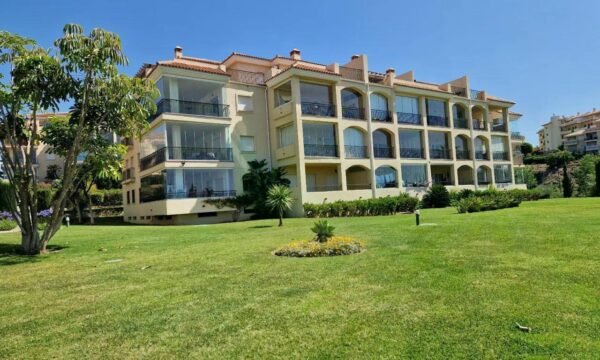 Ispanijoje, Andalūzijos reg., Malagos prov., Mijas mieste parduodami 157 kv.m. apartamentai